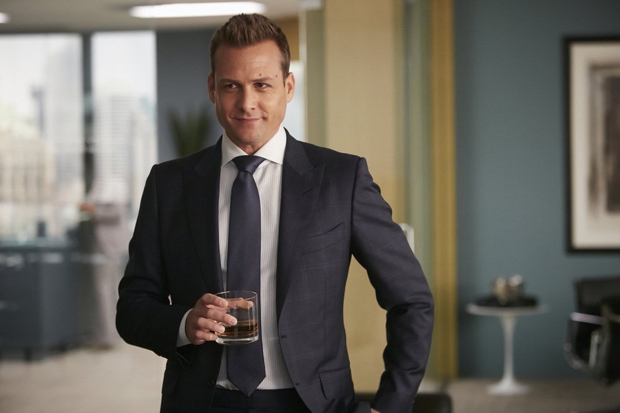 Harvey Specter wears his business professional suit