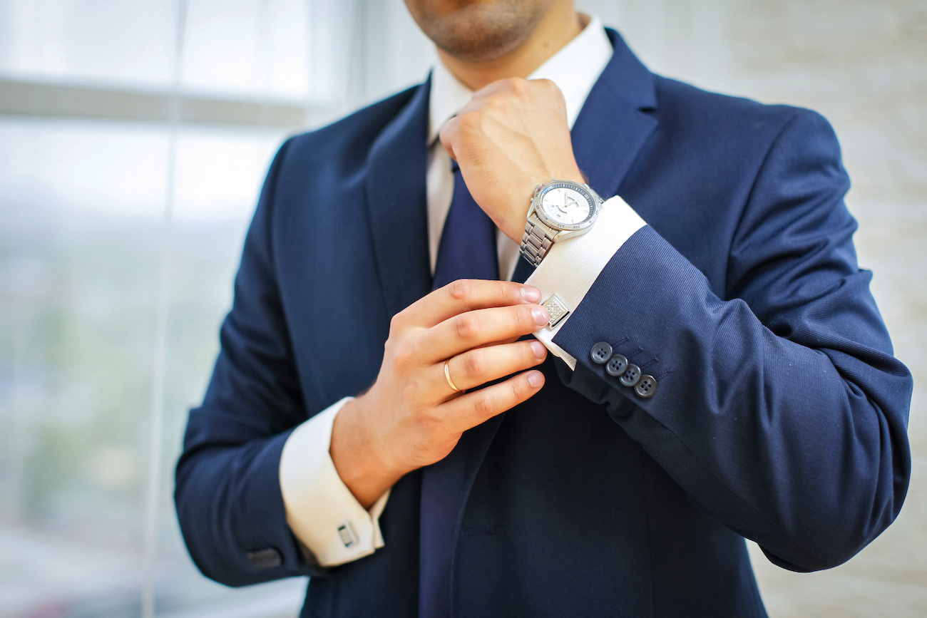 Affordable watches can be a good match with a suit