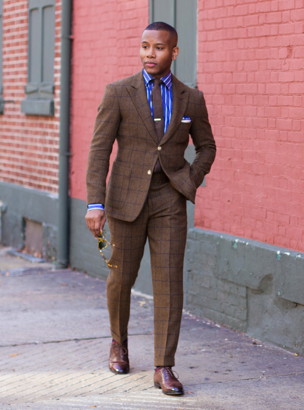 brown suit navy shirt burgundy tie brown shoes