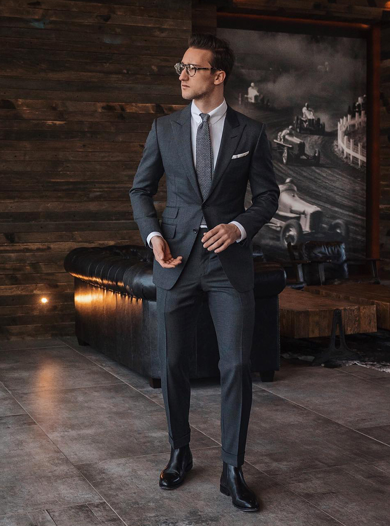 Charcoal Grey Suit Color Combinations with Shirt & Tie