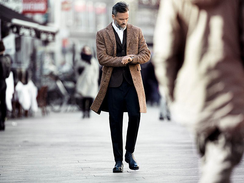 The Types Of Men's Coats To Wear Over A Suit Black Lapel | vlr.eng.br