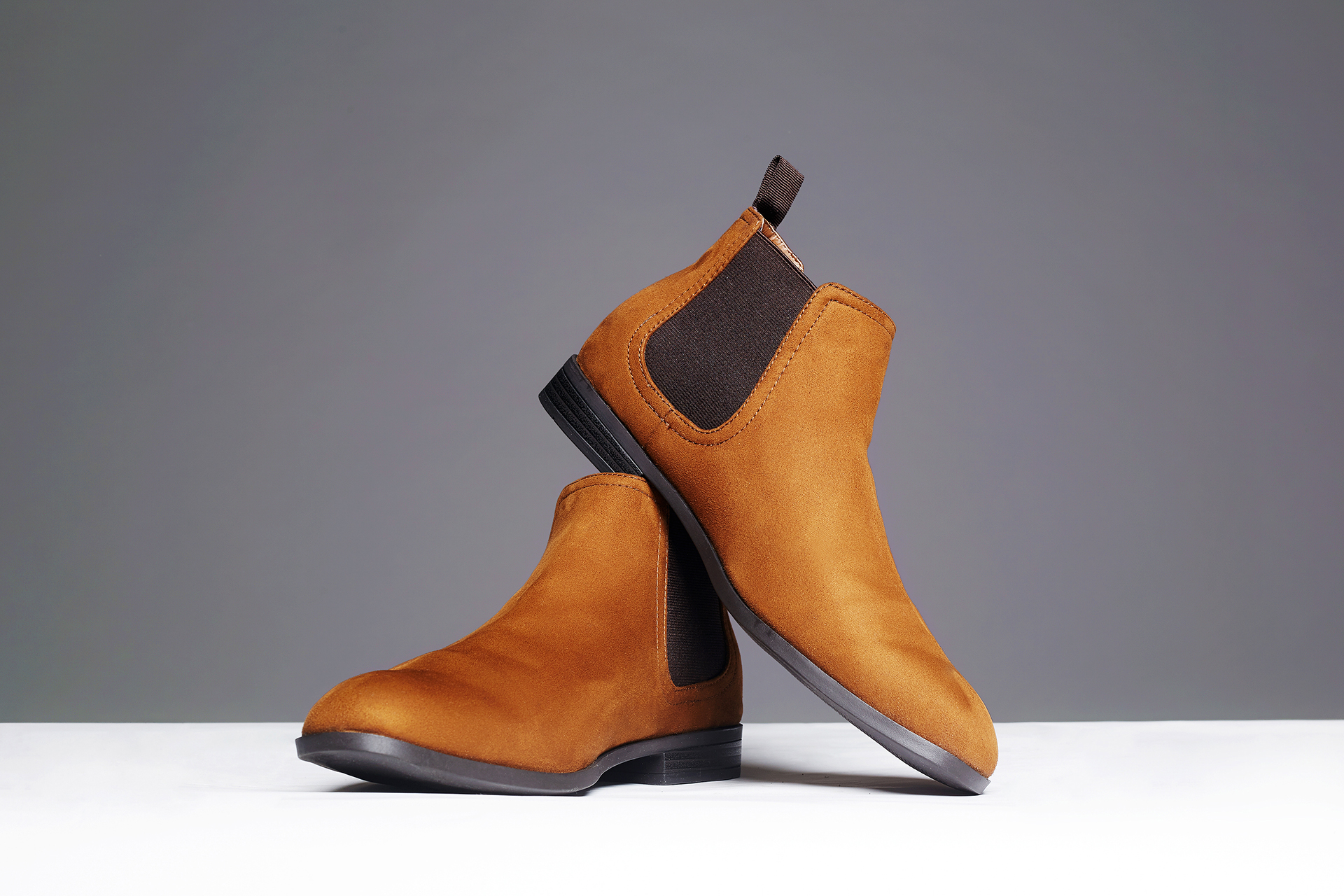 Borgerskab Latter kombination Different Ways to Wear Chelsea Boots for Men - Suits Expert