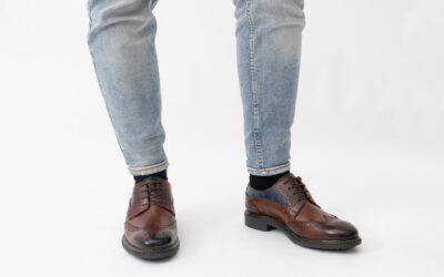 How to Wear Dress Shoes with Jeans