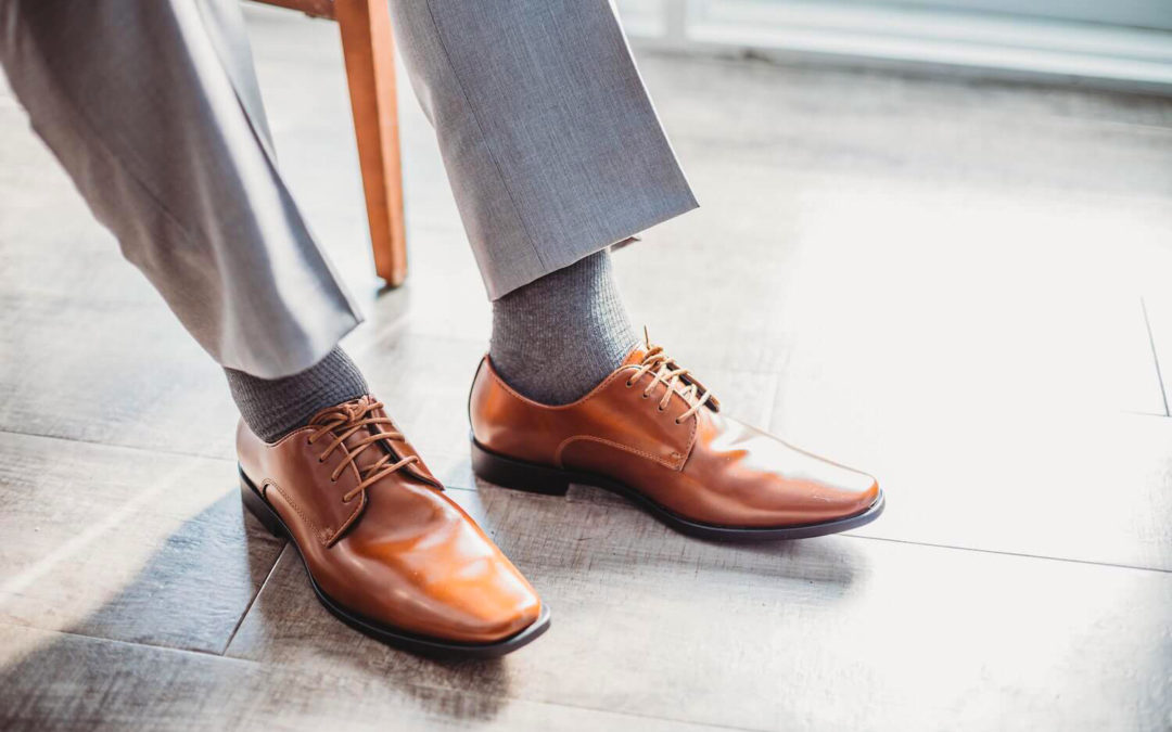 how to match grey pants and brown shoes