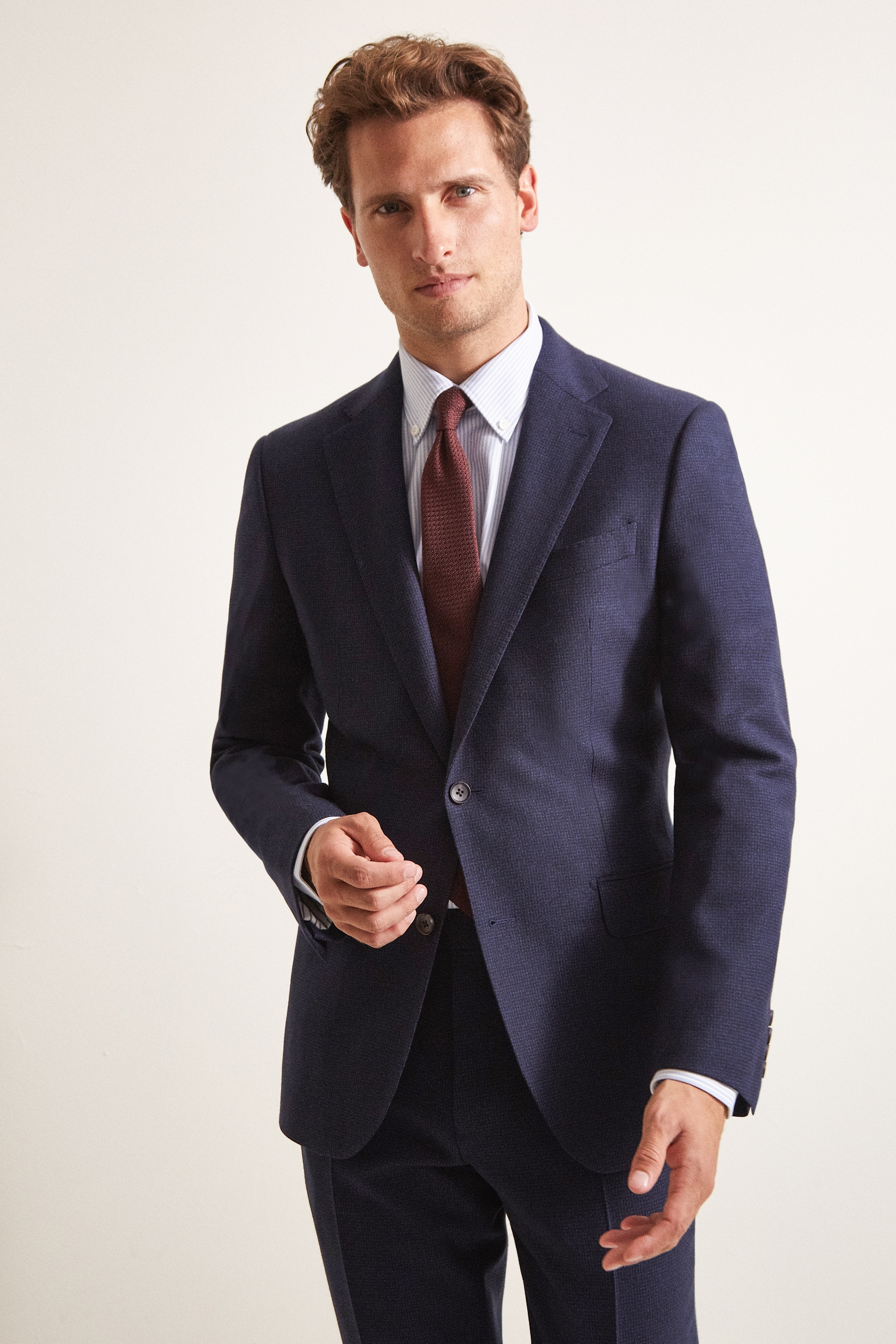 Italian suit jacket cut