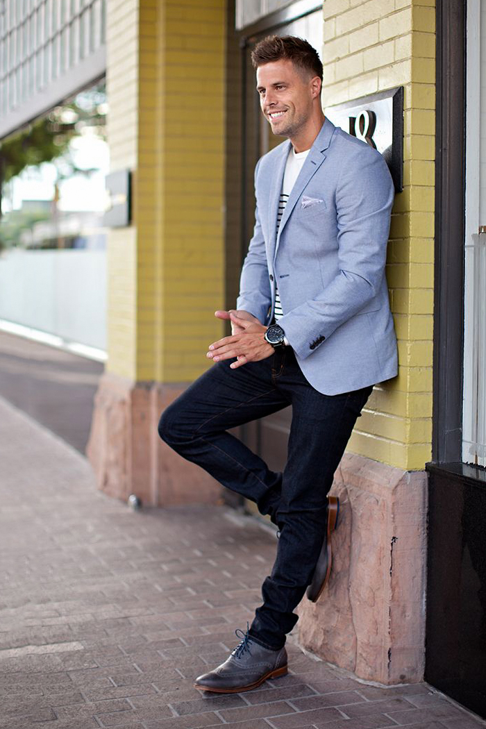 light blue blazer, dark denim and white t-shirt