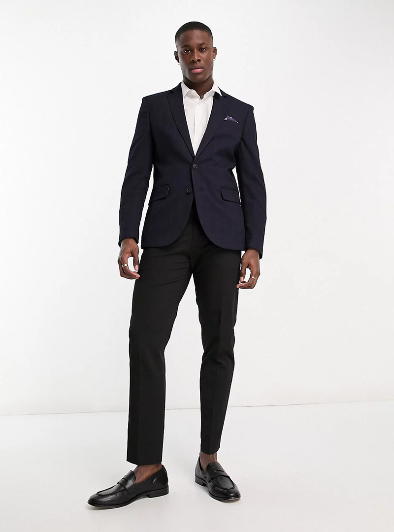 navy blazer, white dress shirt, black chinos, and black loafers