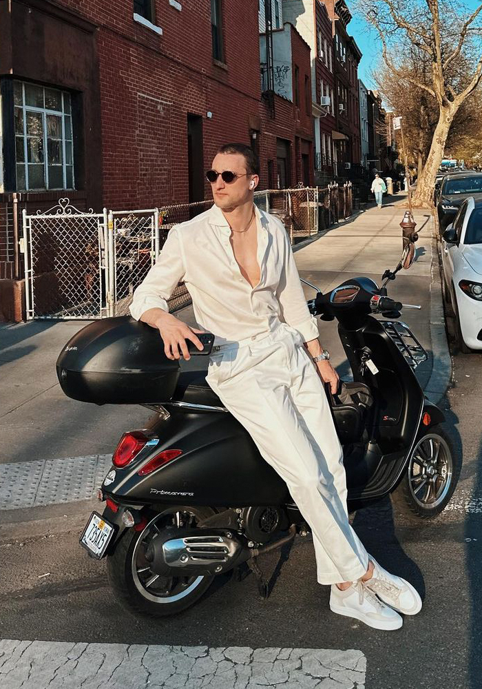 white shirt, white pants, and white sneakers